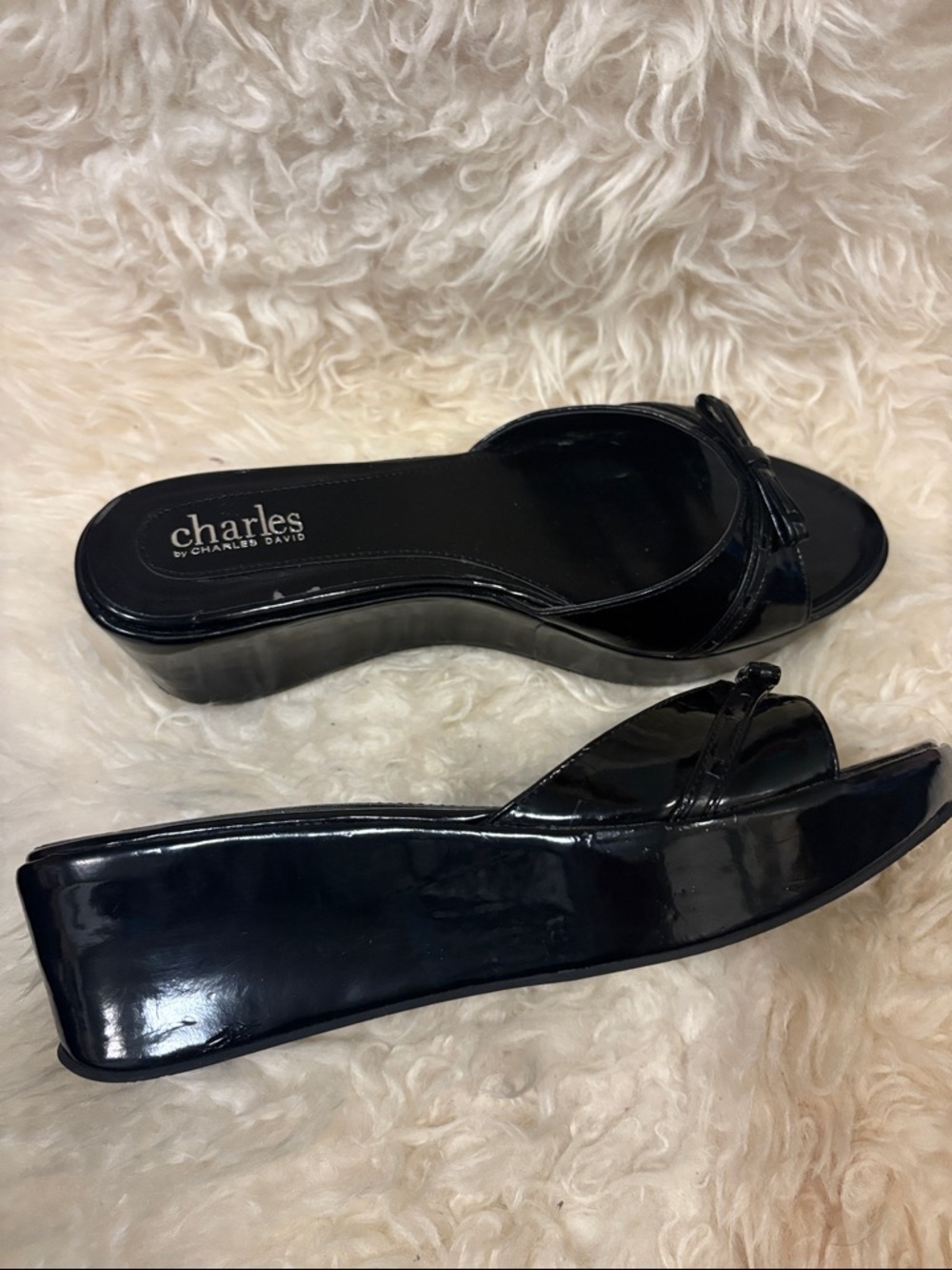 Charles by Charles David Black Patent Platform Slide Sandals 9